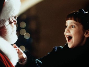 Кадр из к/ф «Чудо на 34-й улице» (1994 год). Кадр из к/ф «Чудо на 34-й улице» (1994 год).