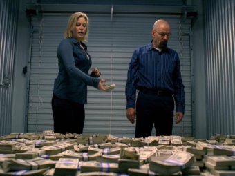 Стоп-кадр из сериала «Во все тяжкие». Стоп-кадр из сериала «Во все тяжкие».