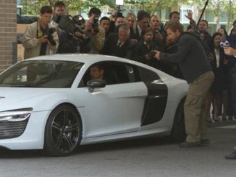 Кадр из к/ф «Железный человек». Кадр из к/ф «Железный человек».