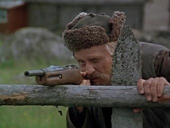 Стоп-кадр из фильма «Холодное лето пятьдесят третьего». Стоп-кадр из фильма «Холодное лето пятьдесят третьего».