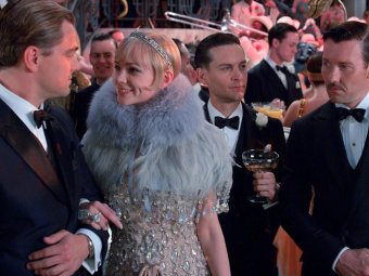 Стоп-кадр из фильма «Великий Гетсби». Стоп-кадр из фильма «Великий Гетсби».