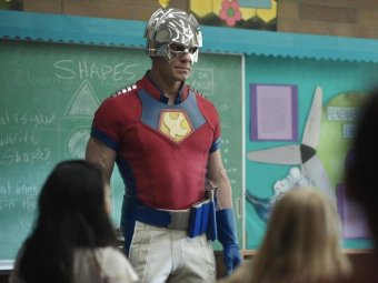 Стоп-кадр из фильма. Стоп-кадр из фильма.