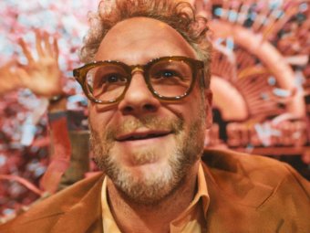 Стоп-кадр из сериала. Стоп-кадр из сериала.