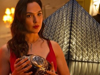 На фото: кадр из к/ф «Красное уведомление». На фото: кадр из к/ф «Красное уведомление».