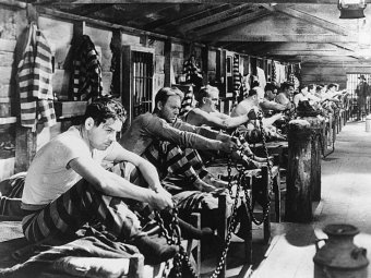 Фото: стоп-кадр из фильма «Я — беглый каторжник» Фото: стоп-кадр из фильма «Я — беглый каторжник»