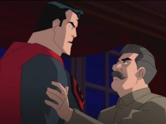 Стоп-кадр из мультфильма «Супермен: Красный сын» Стоп-кадр из мультфильма «Супермен: Красный сын»