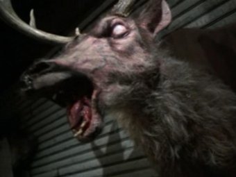 Стоп-кадр из фильма «Зловещие мертвецы».