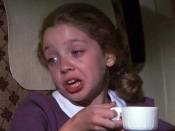 Стоп-кадр из фильма «Аэроплан».