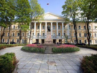 Фото пресс-службы Псковского областного Собрания депутатов.
