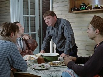 Стоп-кадр из фильма «Джентльмены удачи».