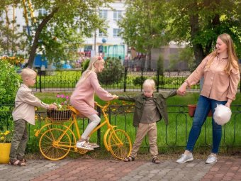 Фото парка аттракционов «Потешный двор»