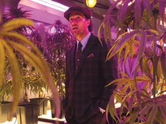 Кадр из к/ф «Джентльмены». 