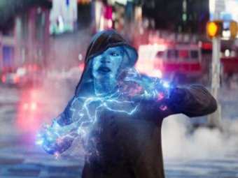 Кадр из к/ф «Человек-паук: Высокое напряжение».