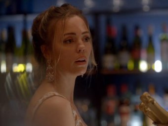 Кадр из сериала «Клуб плохих матерей».