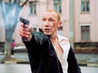 На фото: кадр из к/ф «Бумер».