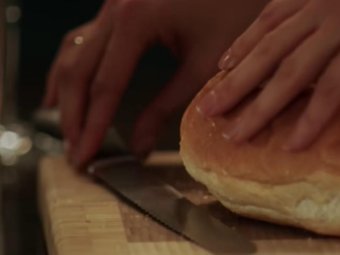 На фото: кадр из к/ф «Мистер и миссис Смит».