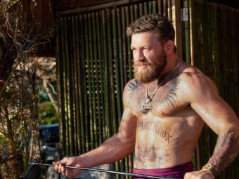 На фото: кадр из к/ф «Дом у дороги» (2024 год).