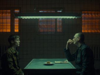 Стоп-кадр из сериала.