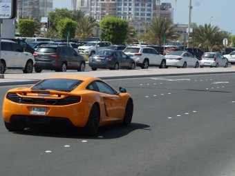 На улицах Абу-Даби