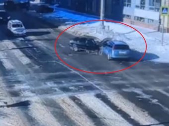 Стоп-кадр из видео ГАИ Архангельской области. 