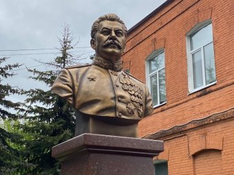 Можайск. 9 мая открыт памятник Сталину. Фото группы ВК «Герои истории»