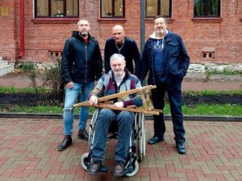 Андрей Рудалев на фото слева. Далее не менее известные мастера своего дела: Илья Азовский, Николай Прокофьев и Леонид Черток. 