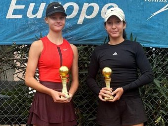 Милана слева. Фото: Минспорта Архангельской области. 