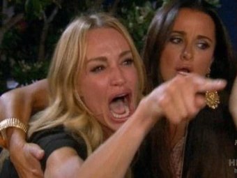 Стоп-кадр из сериала «Настоящие домохозяйки Беверли-Хиллз»