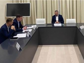 Фото пресс-службы областного правительства.