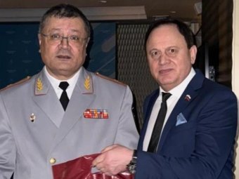 Фото Архгордумы. 