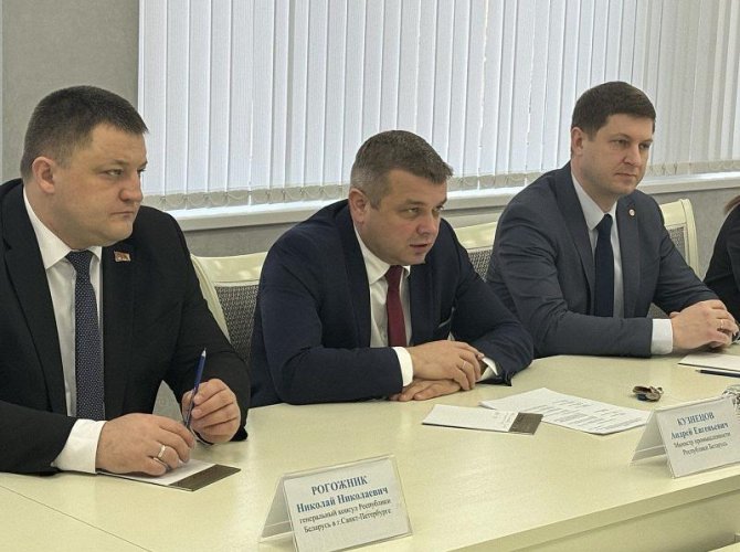 Фото пресс-службы губернатора и правительства